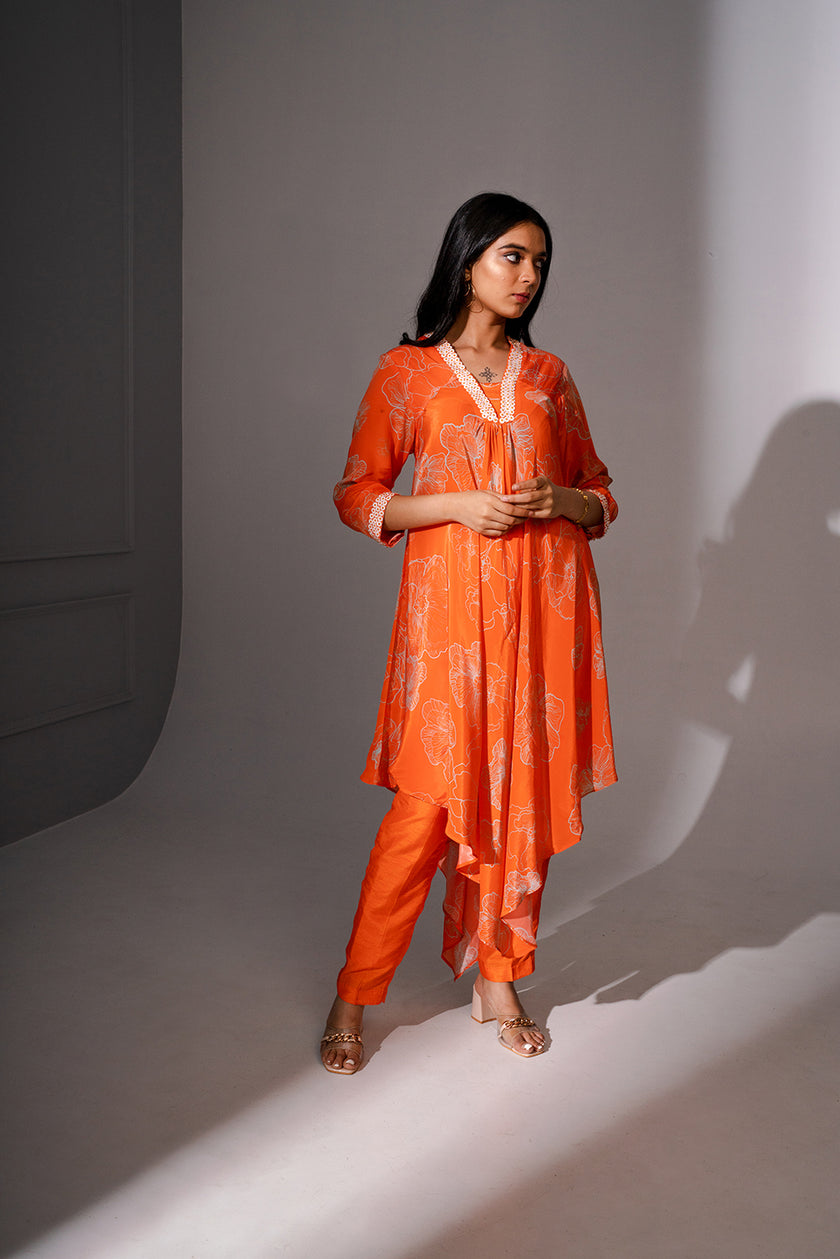 Floral Printed Kurta Set With Asymmetric Hemline
