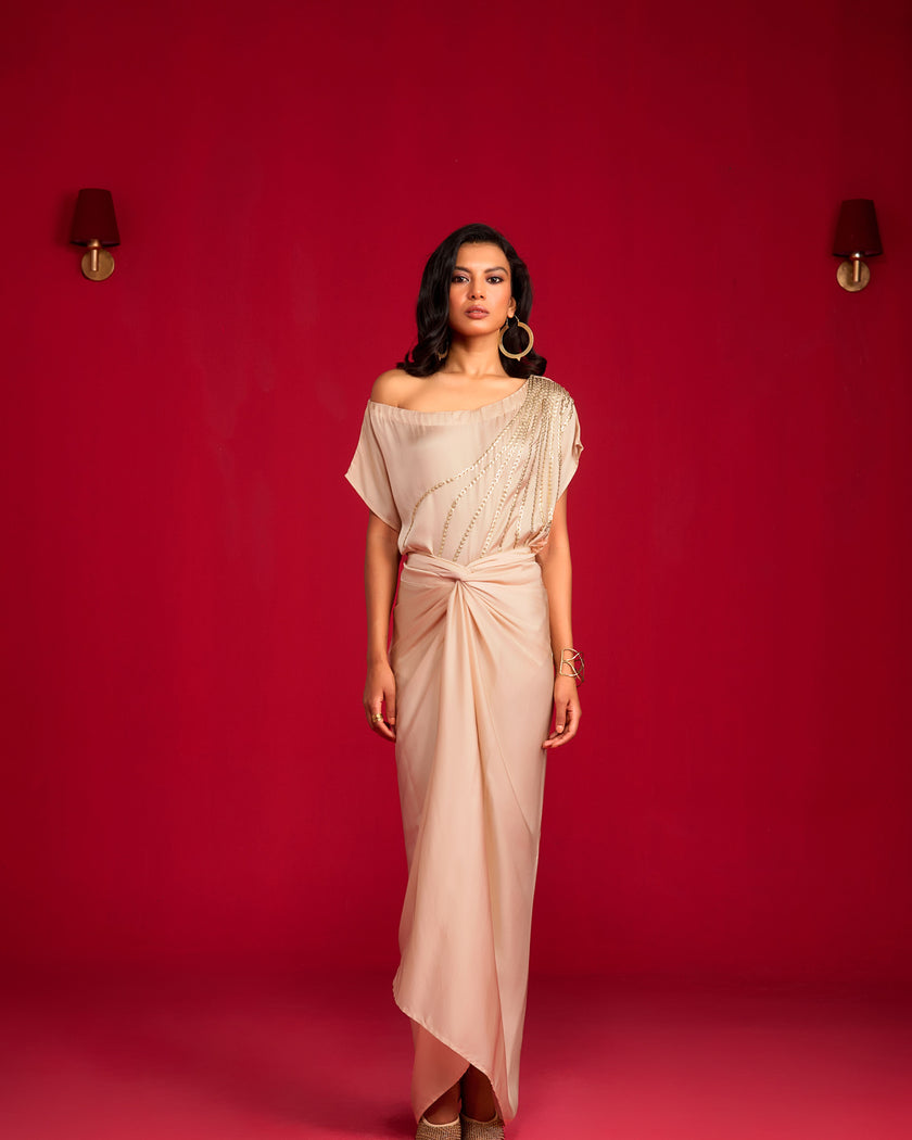 Ivory off-shoulder Top And Pants Set.