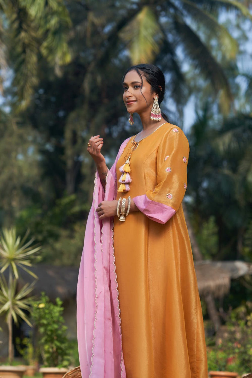 Yellow Tissue Hand embroidered Kurta Set With Contrast Pink Dupatta