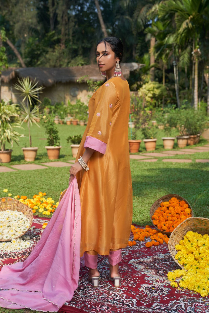 Yellow Tissue Hand embroidered Kurta Set With Contrast Pink Dupatta